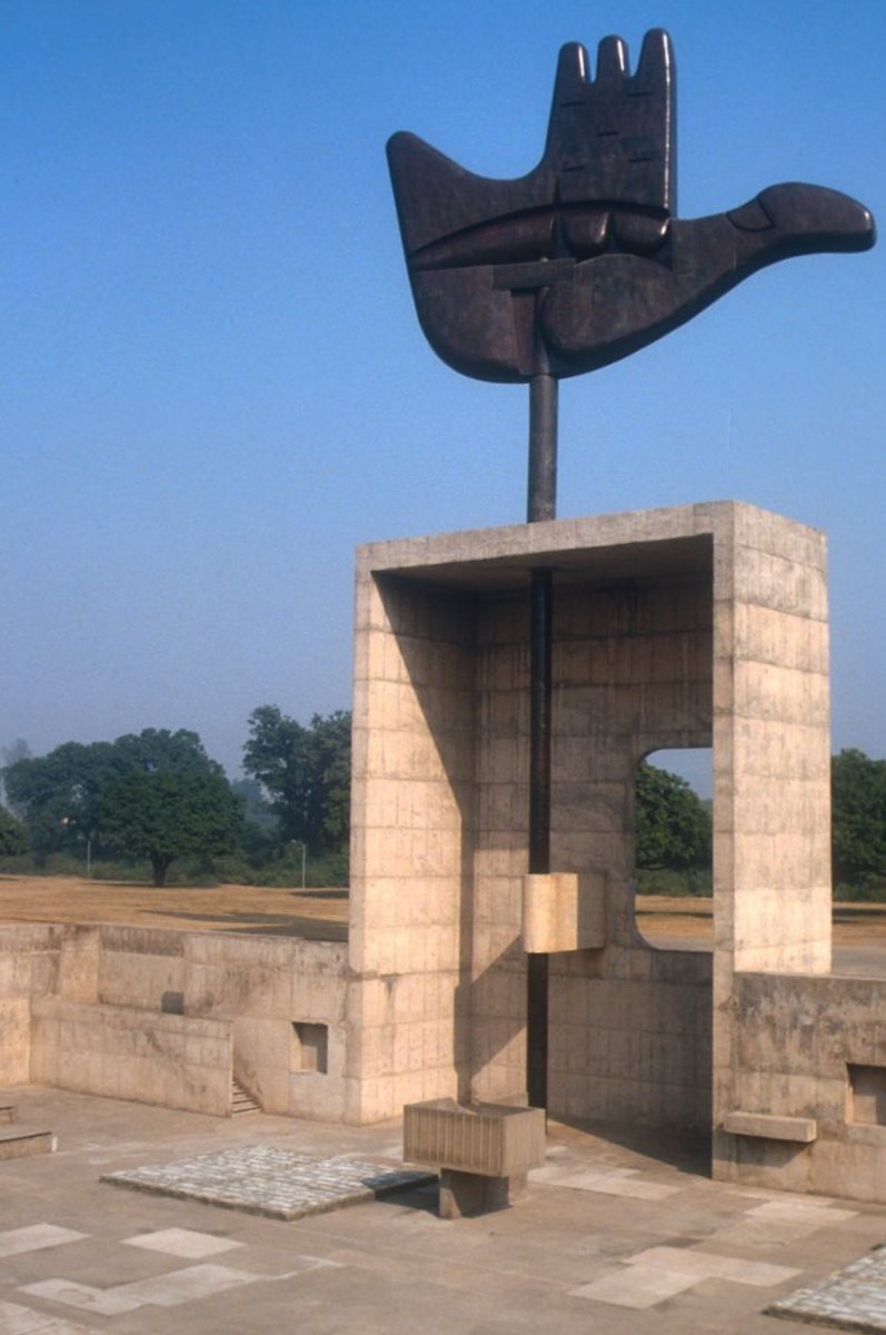 Chandigarh - Open Hand Monument